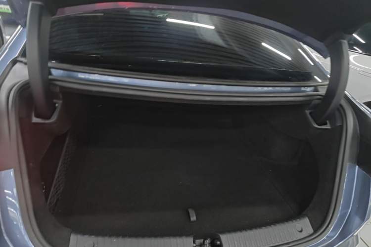 Used BYD Seal 2023 DM-i 1.5L 121km Prestige Model Trunk