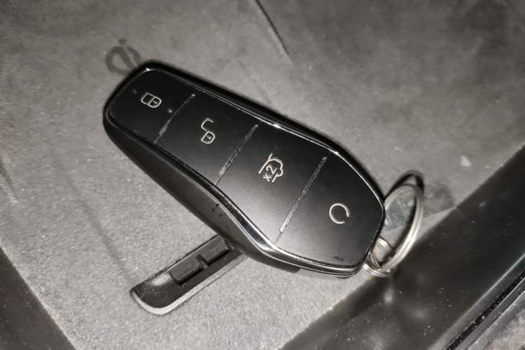 Used BYD Seal 2023 DM-i 1.5T 121km Flagship Model Vehicle Key