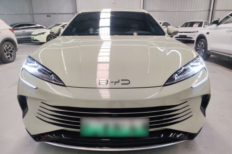 Used BYD Seal 2023 DM-i 1.5T 121km Prestige Model Front