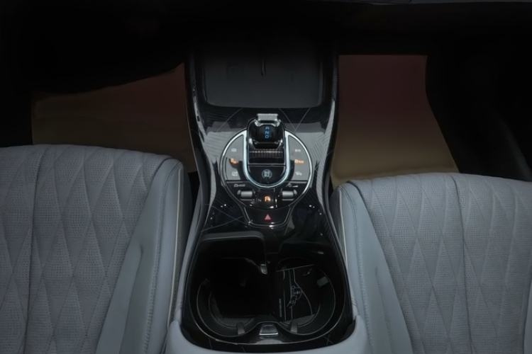 Used BYD Seal 2023 Champion Edition 700km Performance Version Gear Lever