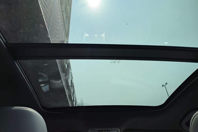 Used BYD Seal 2023 DM-i 1.5L 121km Luxury Model Headliner