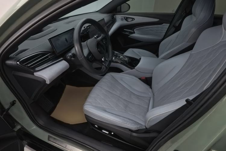 Used BYD Seal 2023 Champion Edition 700km Performance Version Interior 4