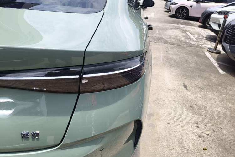 Used BYD Seal 2023 Champion Edition 700km Performance Version Right Rear Taillight