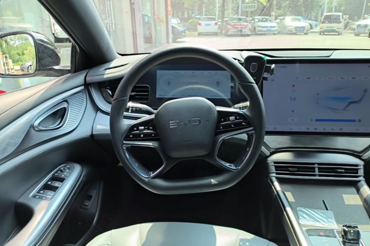 Used BYD Seal 2023 DM-i 1.5L 121km Luxury Model Steering Wheel