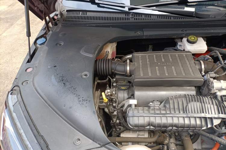 Used BYD Seal 2023 DM-i 1.5L 121km Luxury Model Engine Bay Right
