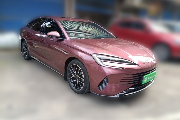 Used BYD Seal 2023 DM-i 1.5L 121km Luxury Model Front Right 45 Deg