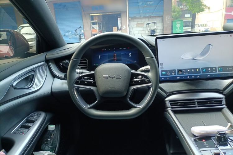 Used BYD Seal 2023 DM-i 1.5L 121km Luxury Model Steering Wheel