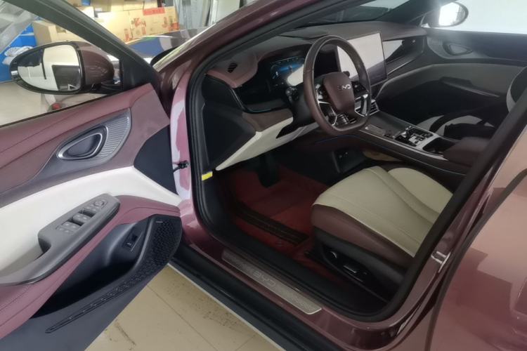 Used BYD Seal 2023 DM-i 1.5T 121km Prestige Model Driver Seat