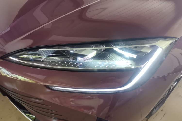Used BYD Seal 2023 DM-i 1.5T 121km Prestige Model Left Front Headlight