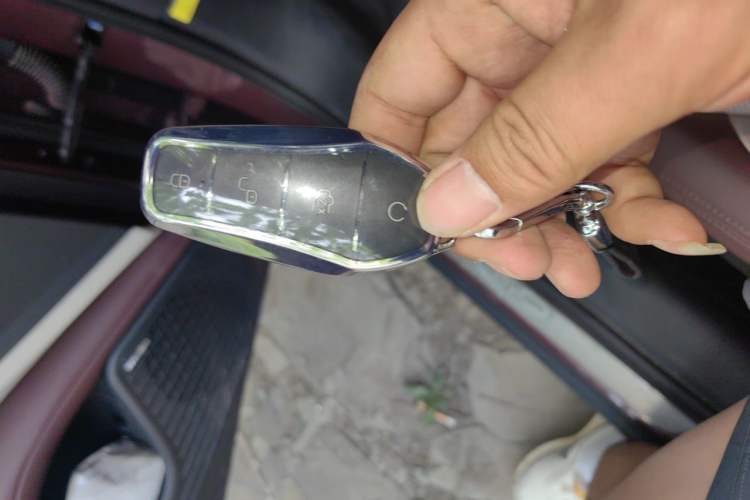 Used BYD Seal 2023 DM-i 1.5T 121km Flagship Model Vehicle Key