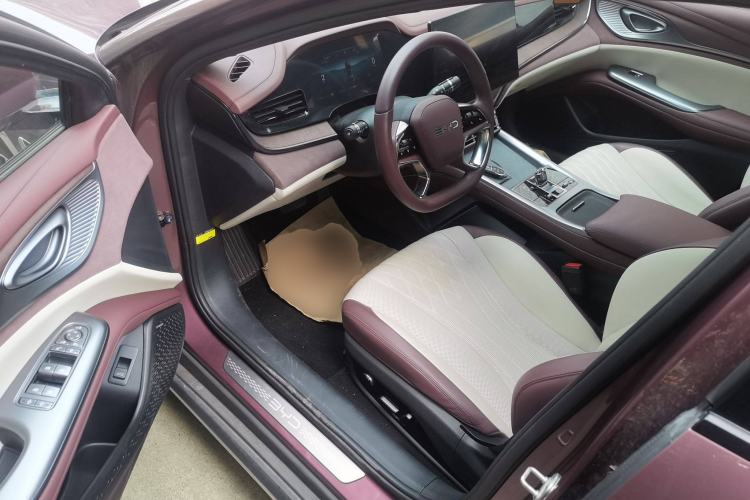 Used BYD Seal 2023 DM-i 1.5T 121km Flagship Model Driver Seat