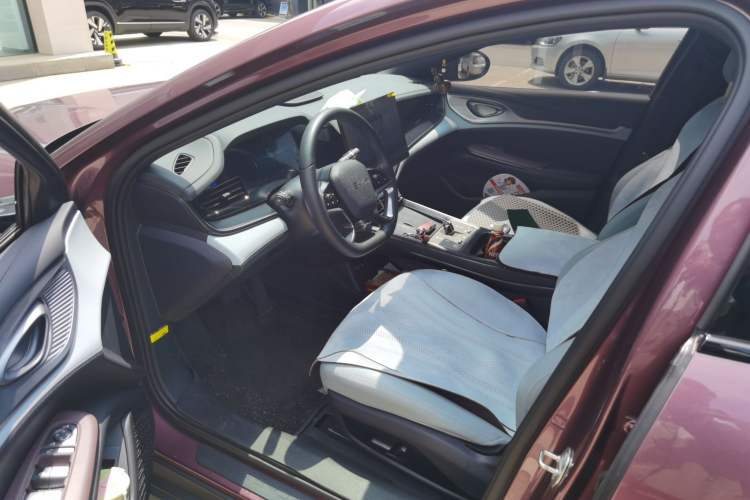 Used BYD Seal 2023 DM-i 1.5L 121km Luxury Model Driver Seat