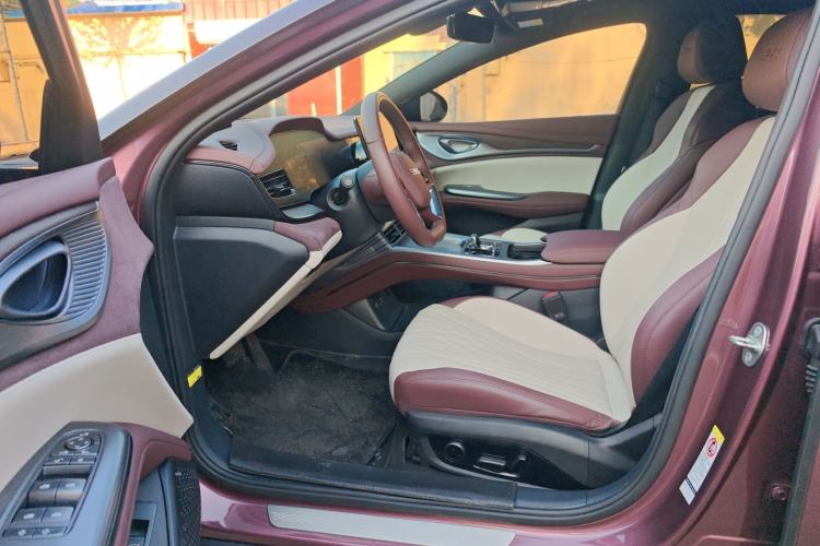 Used BYD Seal 2023 DM-i 1.5T 121km Flagship Model Driver Seat