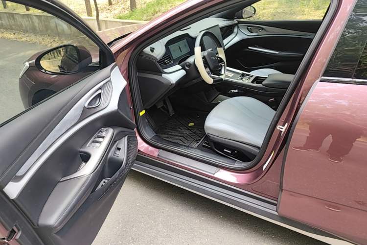 Used BYD Seal 2023 DM-i 1.5L 121km Luxury Model Driver Seat