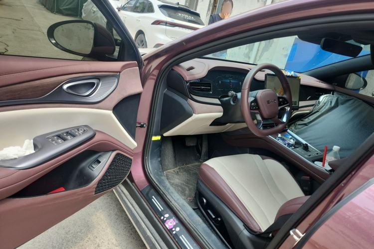 Used BYD Seal 2023 DM-i 1.5L 121km Prestige Model Driver Seat