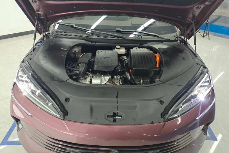 Used BYD Seal 2023 DM-i 1.5T 121km Flagship Model Engine Bay