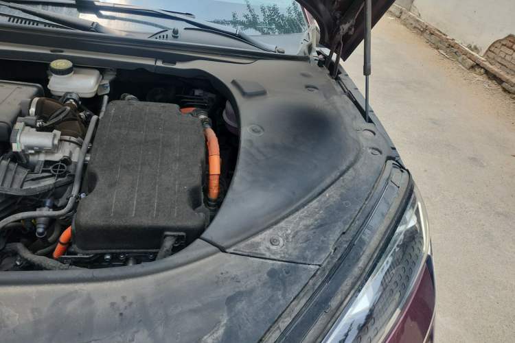 Used BYD Seal 2023 DM-i 1.5L 121km Prestige Model Engine Bay Left