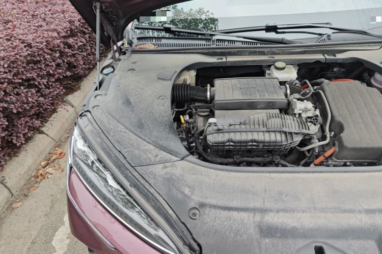 Used BYD Seal 2023 DM-i 1.5L 121km Prestige Model Engine Bay Right
