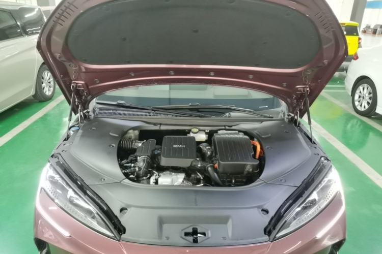 Used BYD Seal 2023 DM-i 1.5T 121km Flagship Model Engine Bay