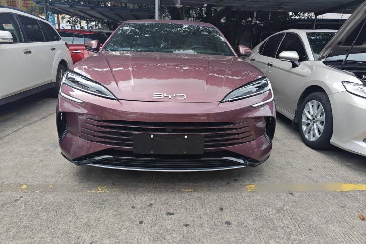 Used BYD Seal 2023 DM-i 1.5L 121km Luxury Model Exterior 1