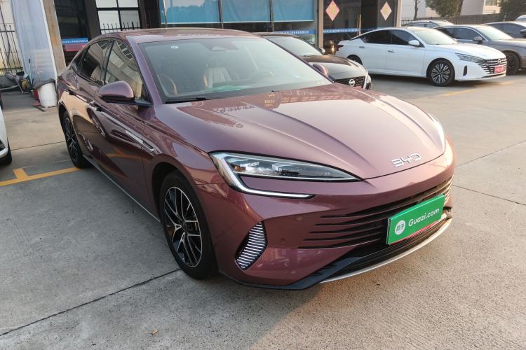 Used BYD Seal 2023 DM-i 1.5T 121km Flagship Model Exterior 2
