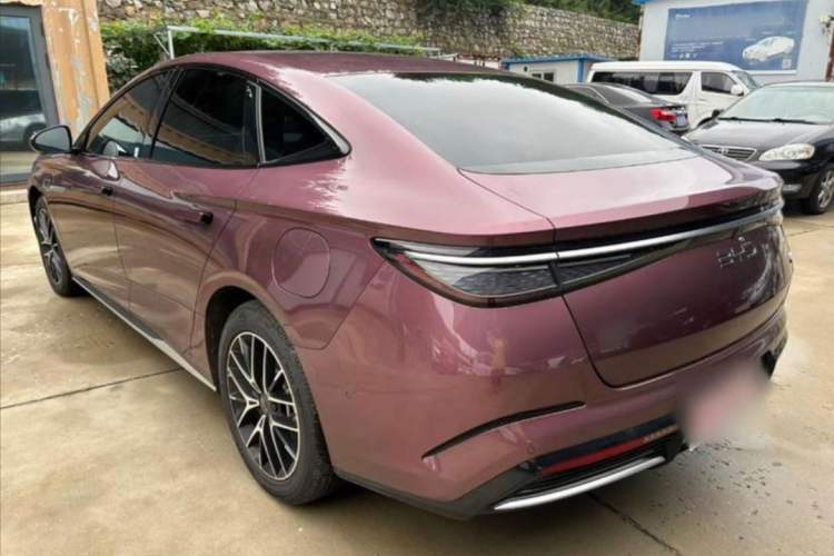 Used BYD Seal 2023 DM-i 1.5T 121km Flagship Model Exterior 3