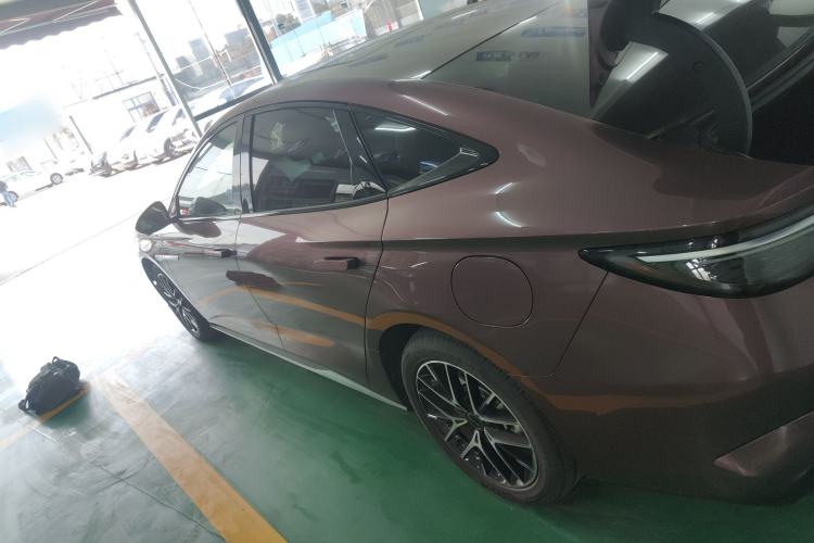 Used BYD Seal 2023 DM-i 1.5T 121km Flagship Model Exterior 3