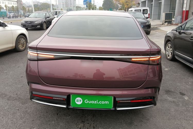 Used BYD Seal 2023 DM-i 1.5T 121km Flagship Model Exterior 4