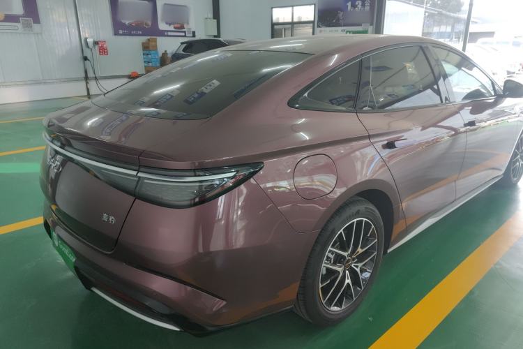 Used BYD Seal 2023 DM-i 1.5T 121km Flagship Model Exterior 5
