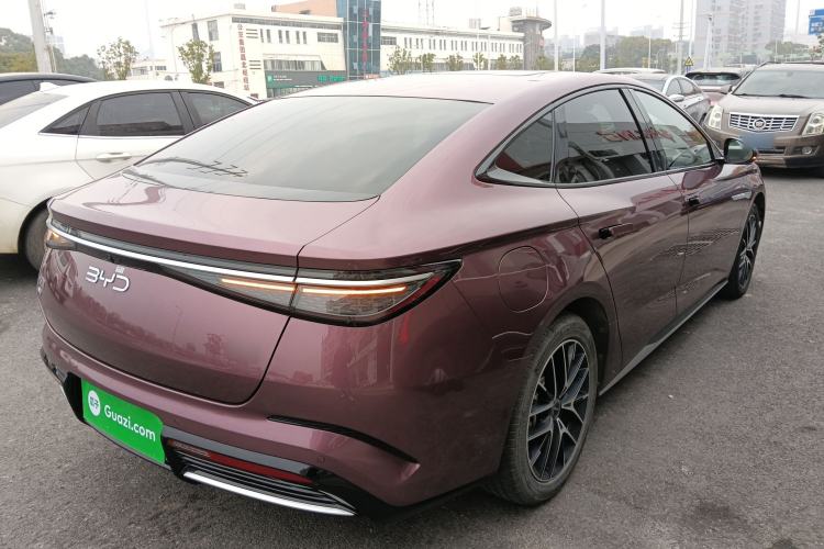 Used BYD Seal 2023 DM-i 1.5T 121km Flagship Model Exterior 5