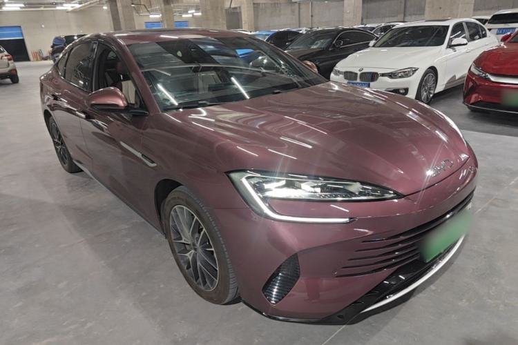 Used BYD Seal 2023 DM-i 1.5T 121km Prestige Model Front Right 45 Deg