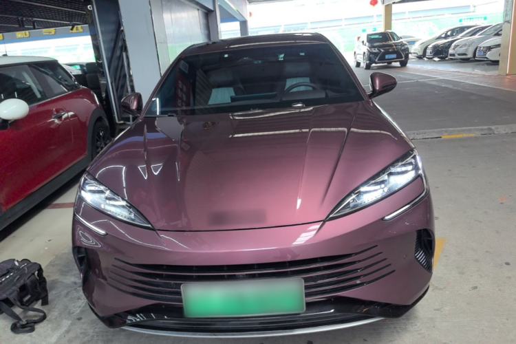 Used BYD Seal 2023 DM-i 1.5T 121km Flagship Model Front