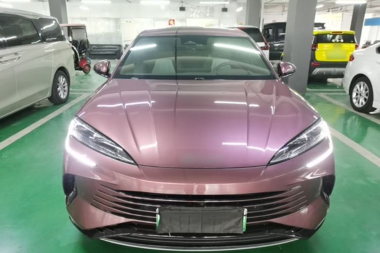 Used BYD Seal 2023 DM-i 1.5T 121km Flagship Model Front