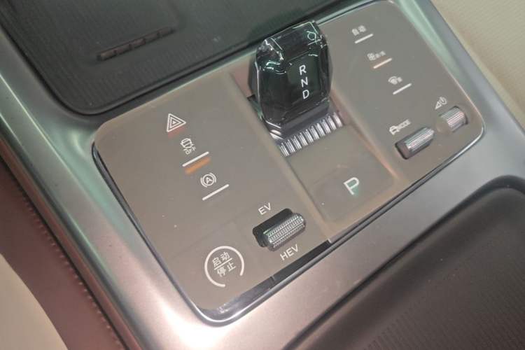 Used BYD Seal 2023 DM-i 1.5L 121km Prestige Model Gear Lever