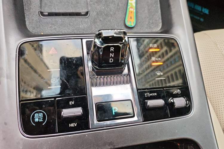 Used BYD Seal 2023 DM-i 1.5T 121km Prestige Model Gear Lever