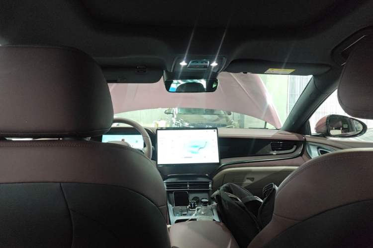Used BYD Seal 2023 DM-i 1.5T 121km Prestige Model Headliner