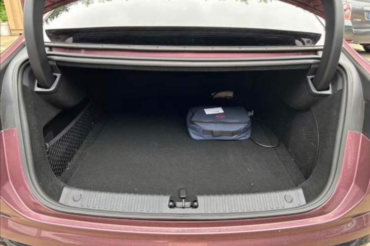 Used BYD Seal 2023 DM-i 1.5T 121km Flagship Model Interior 1