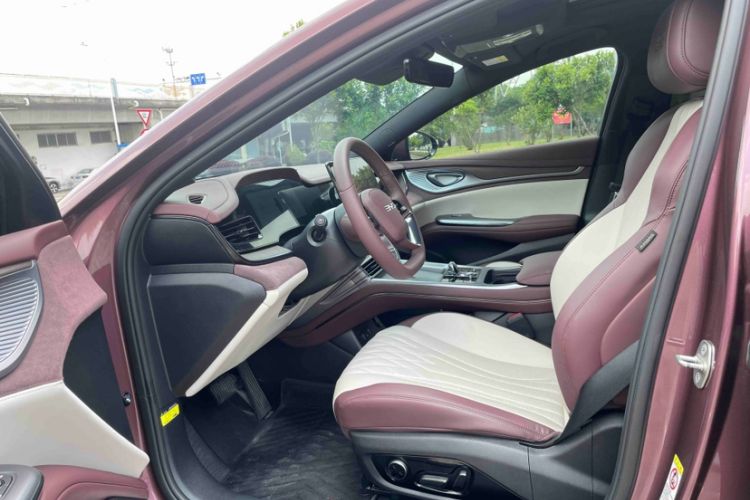 Used BYD Seal 2023 DM-i 1.5T 121km Flagship Model Left Front Seat