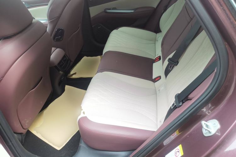Used BYD Seal 2023 DM-i 1.5T 121km Flagship Model Left Rear Seat