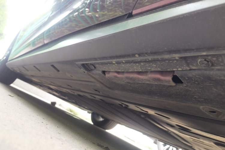 Used BYD Seal 2023 DM-i 1.5T 121km Flagship Model Left Side Sill