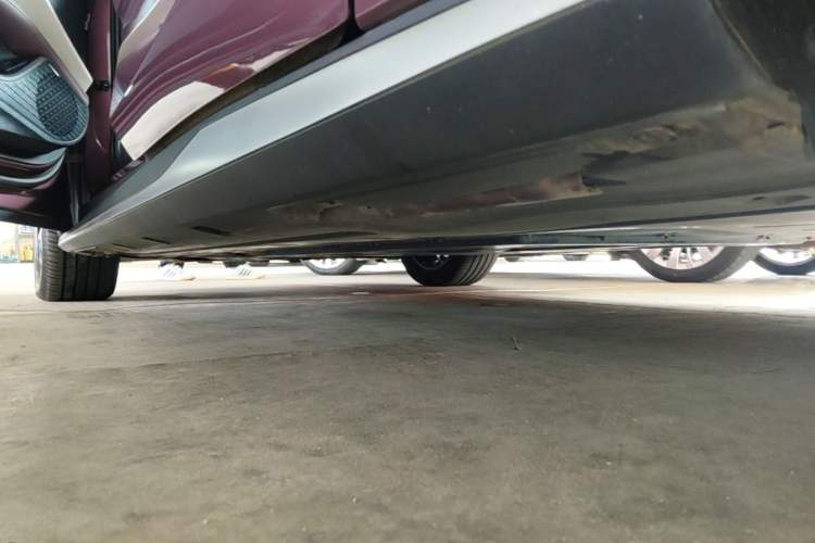 Used BYD Seal 2023 DM-i 1.5T 121km Prestige Model Left Side Sill