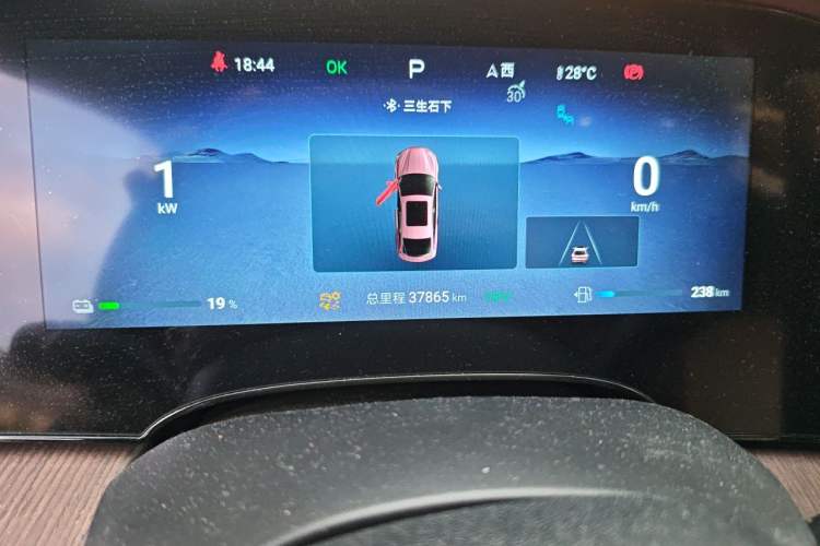 Used BYD Seal 2023 DM-i 1.5T 121km Prestige Model Odometer Close Up
