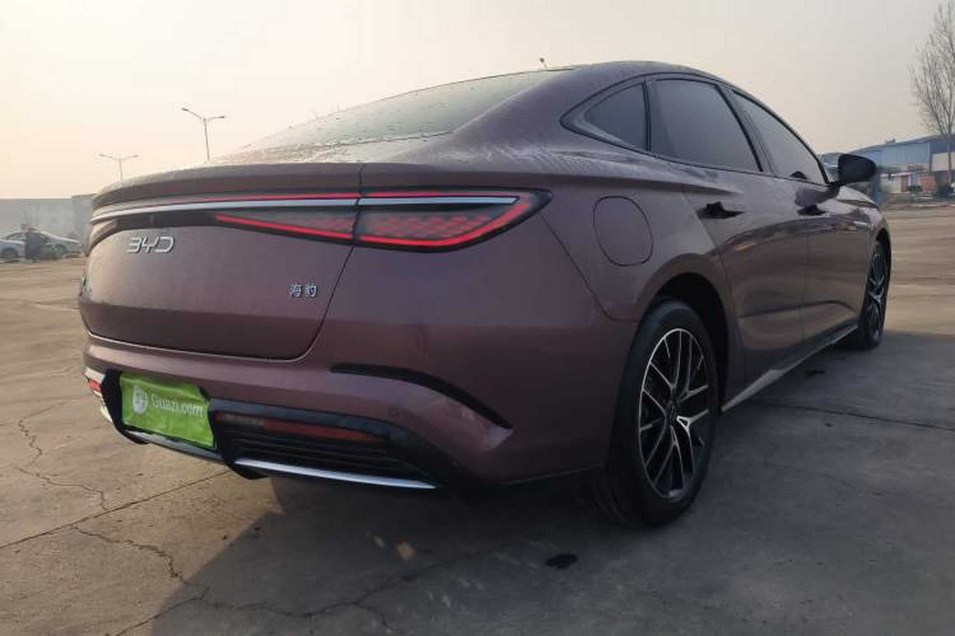 Used BYD Seal 2023 DM-i 1.5T 121km Prestige Model Rear Right 45 Deg