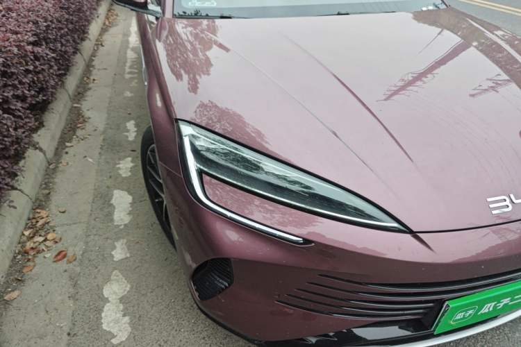 Used BYD Seal 2023 DM-i 1.5L 121km Prestige Model Right Front Headlight