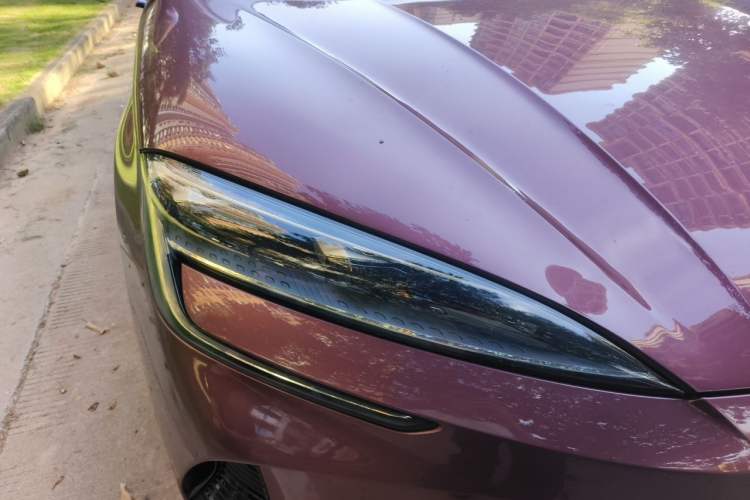 Used BYD Seal 2023 DM-i 1.5T 121km Flagship Model Right Front Headlight