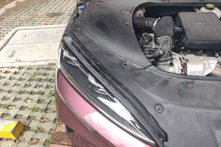 Used BYD Seal 2023 DM-i 1.5T 121km Flagship Model Right Front Headlight