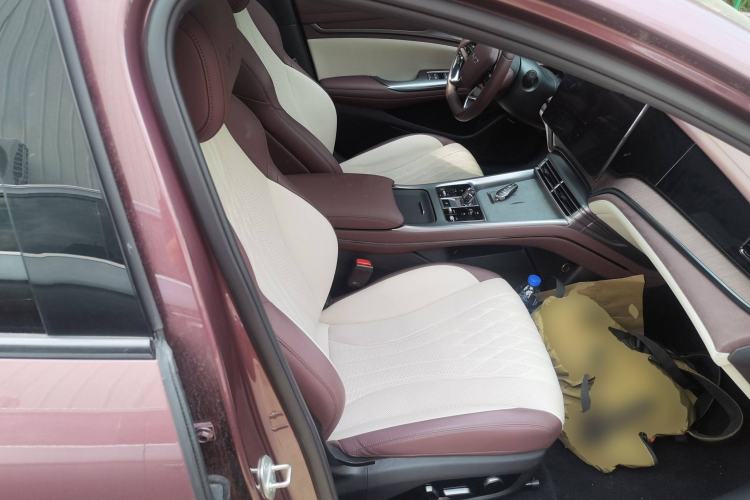 Used BYD Seal 2023 DM-i 1.5T 121km Flagship Model Right Front Seat