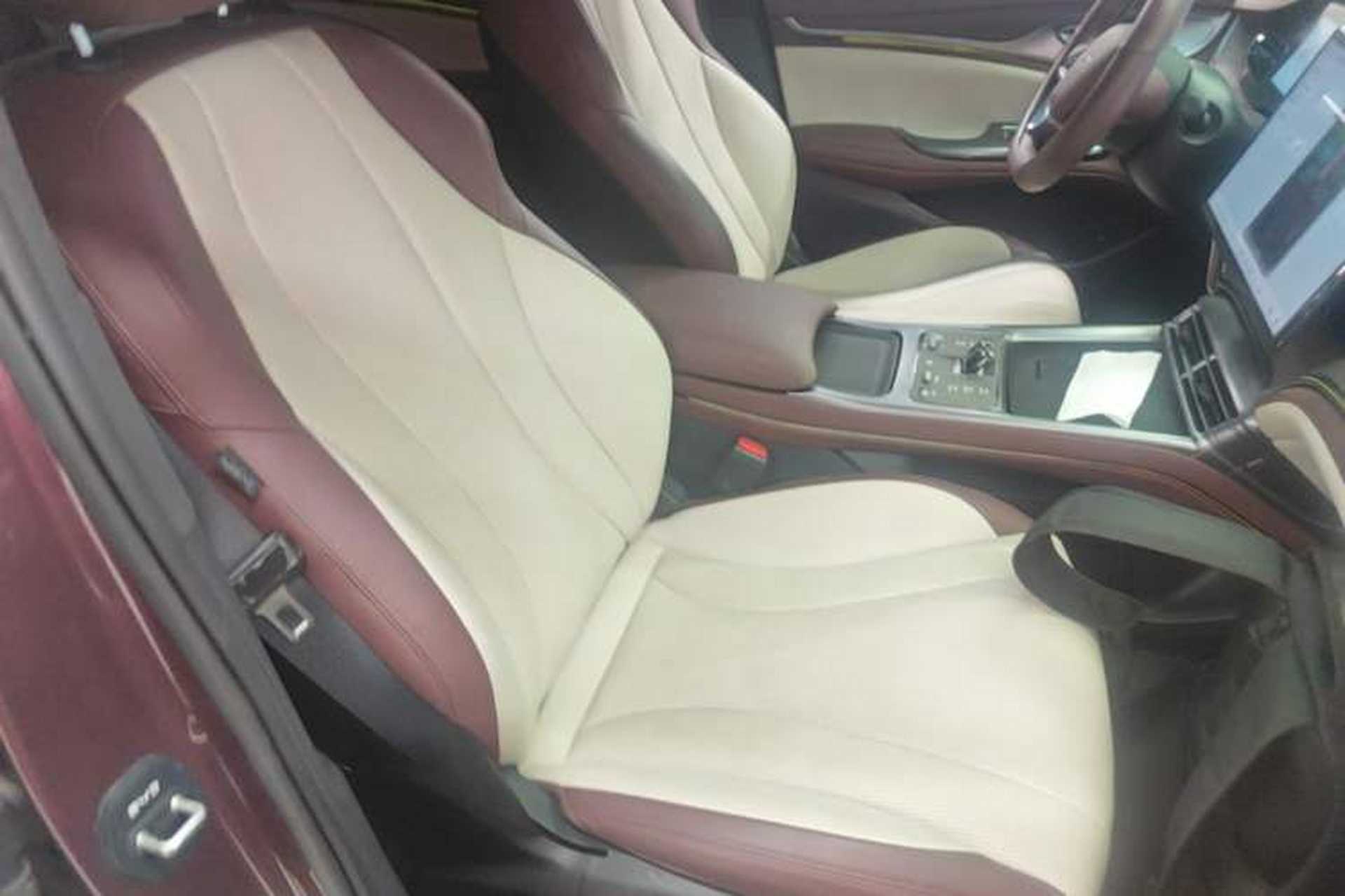 Used BYD Seal 2023 DM-i 1.5L 121km Prestige Model Right Front Seat