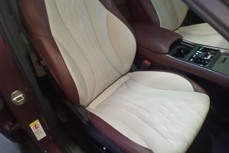Used BYD Seal 2023 DM-i 1.5T 121km Flagship Model Right Front Seat