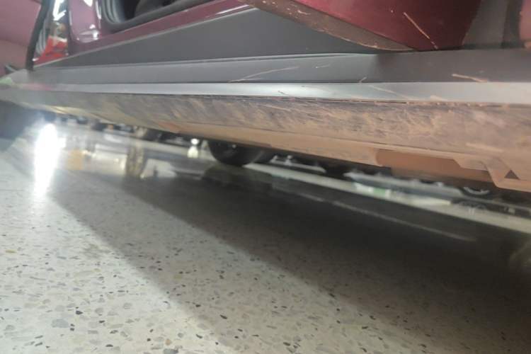 Used BYD Seal 2023 DM-i 1.5L 121km Prestige Model Right Side Sill